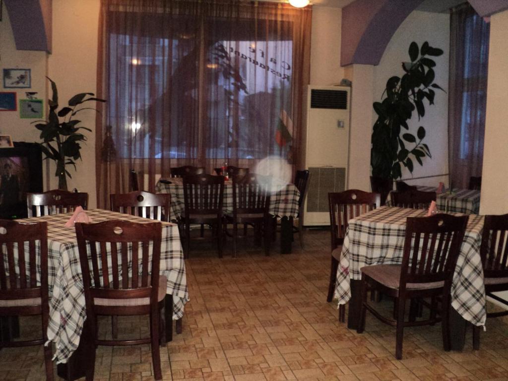 רזלוג Hotel Materhorn מראה חיצוני תמונה